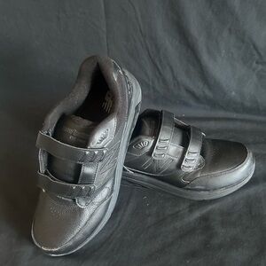 New Balance Black Sneakers with Velcro Straps